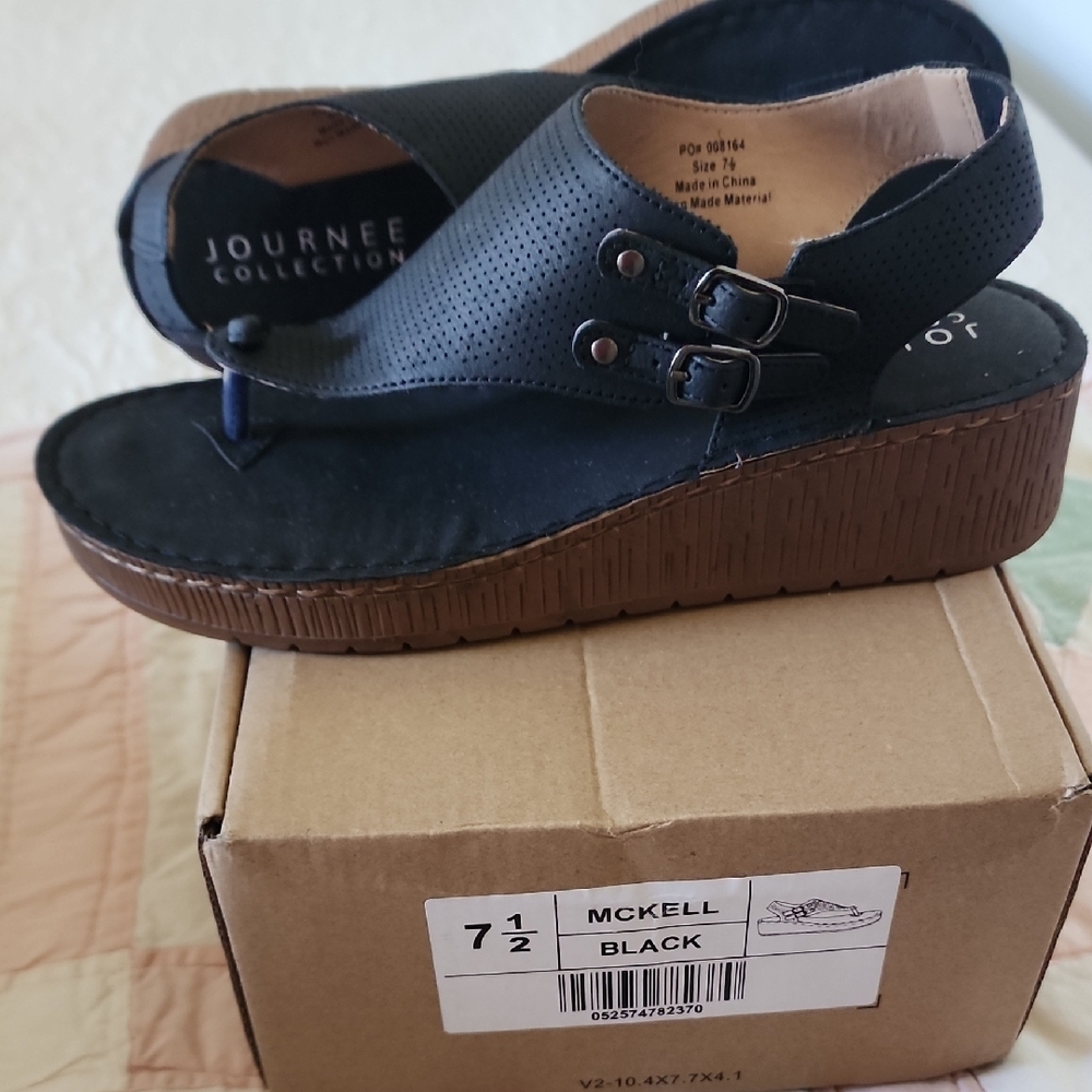 Journee Collection Women's Black Sandals